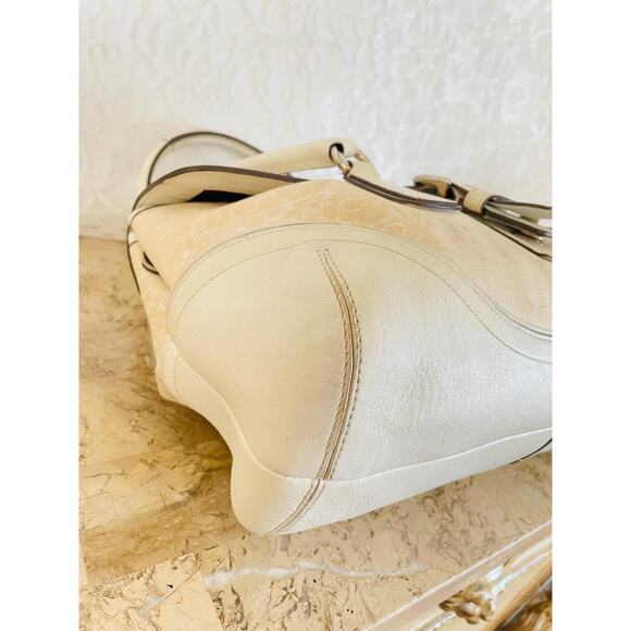 Coach SOHO Signature C Canvas Leather Cream/white Shoulder bag HandBag 6821 - Picture 6 of 8